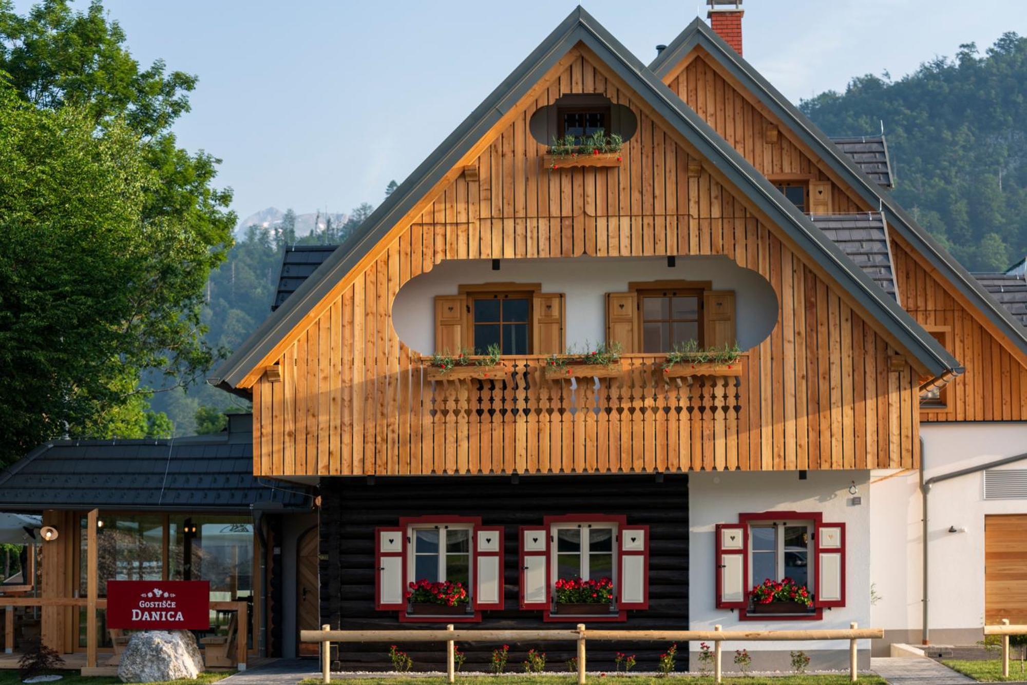 Guesthouse & Camping Danica 보히니 외부 사진